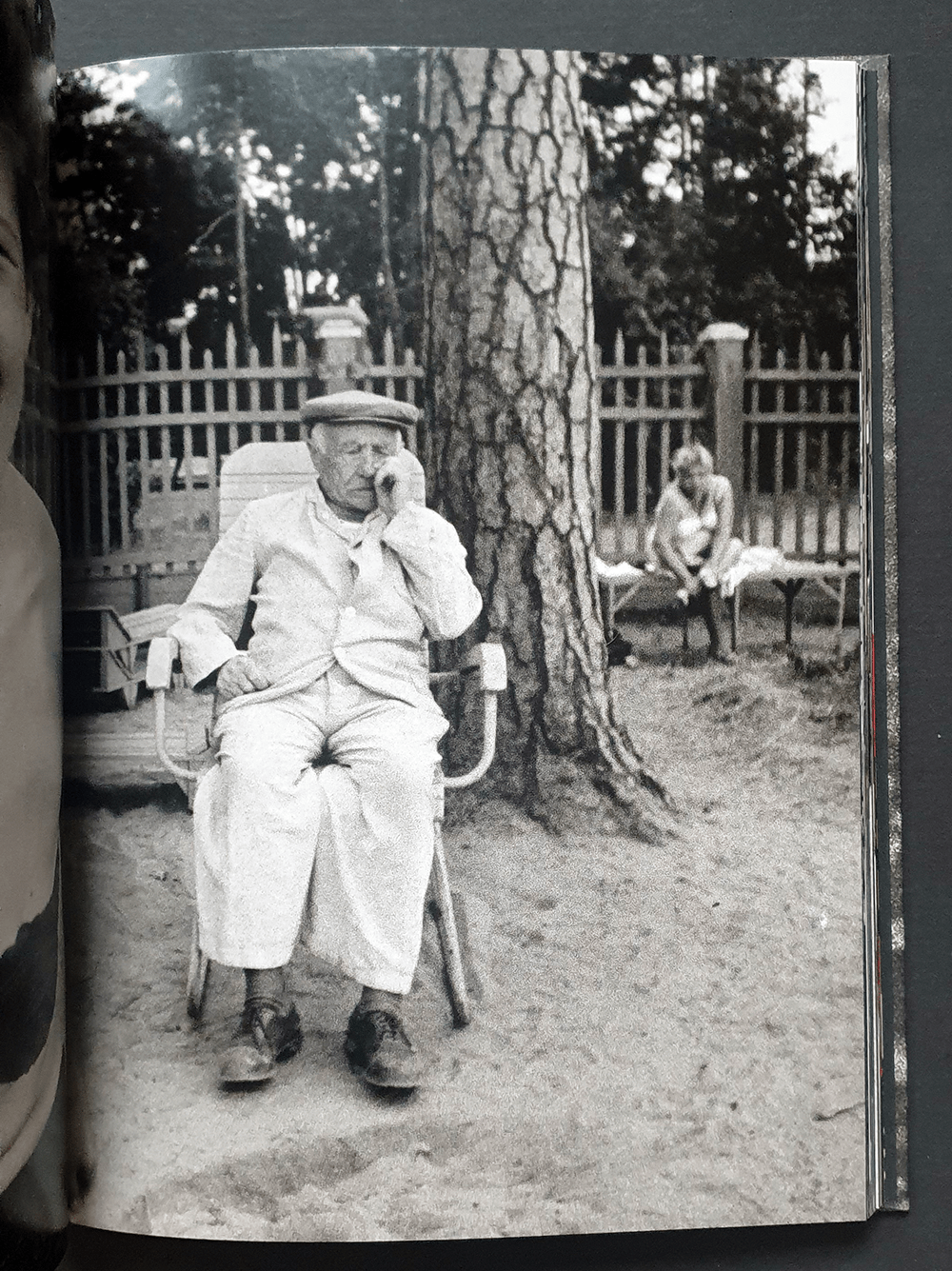 WILLIAM + KLEIN Car 6 WILLIAM + KLEIN Car 6