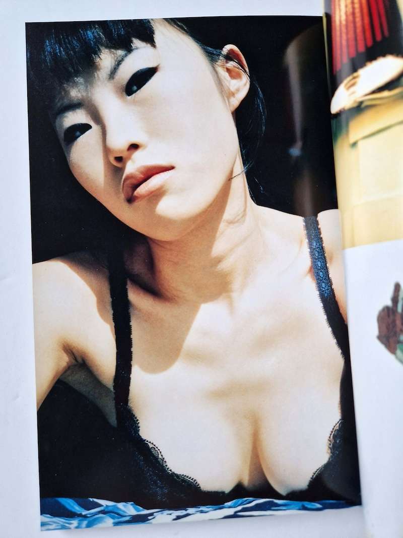 Girl Blue hiromix restock 10 Girl Blue hiromix restock 10