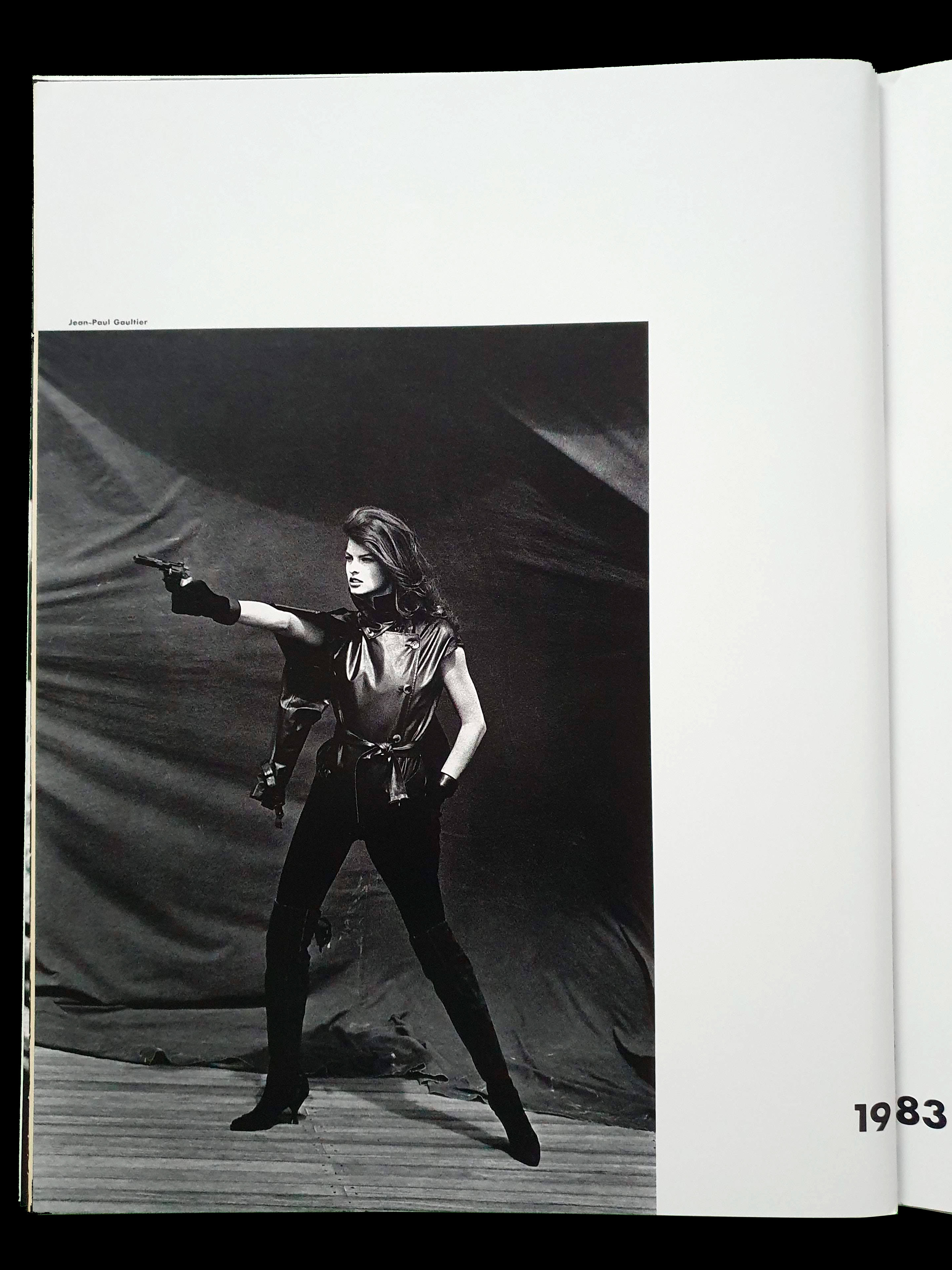 Comme des Garçons SIX No2 35 Comme des Garçons SIX No2 35