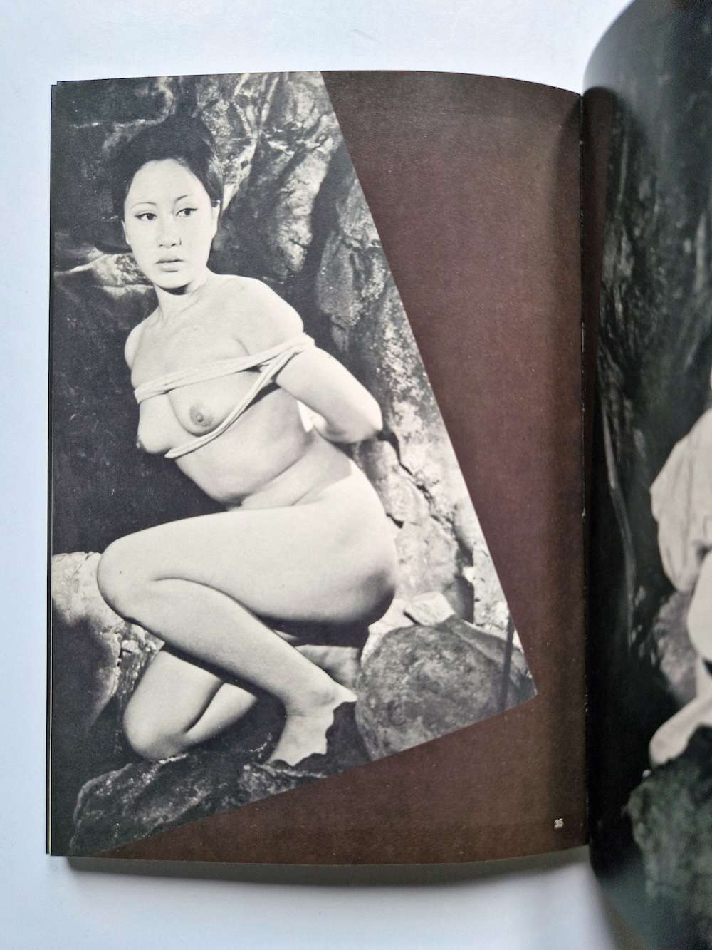 dan oniroku Yakuza Angel 1 No tattoos white 11