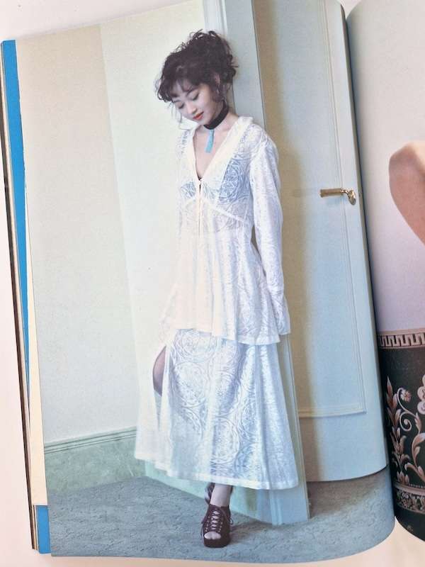 Fake Love Nobuyoshi Araki Bllue restock 10 Fake Love Nobuyoshi Araki Bllue restock 10