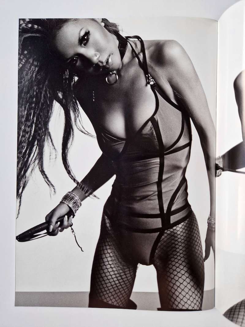 Monthly series Double 12 Monthly series Double 12