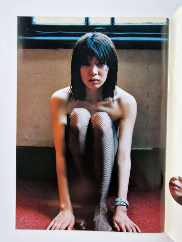 Monthly series – Miho Yabe 1