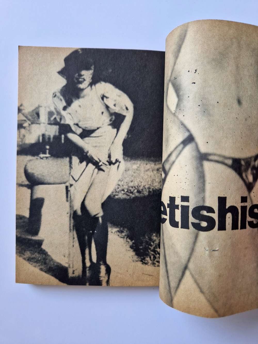 SALE 2 VOL.6 NO.28 Fetishism 6