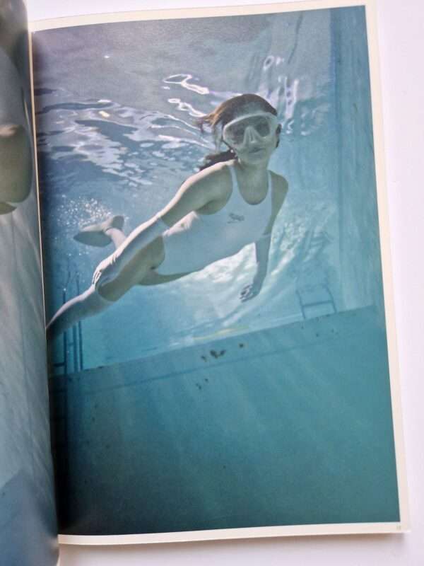 UNDERWATER KNEE HIGH GIRLS 1 SOmehow cute Manabu Koga 2