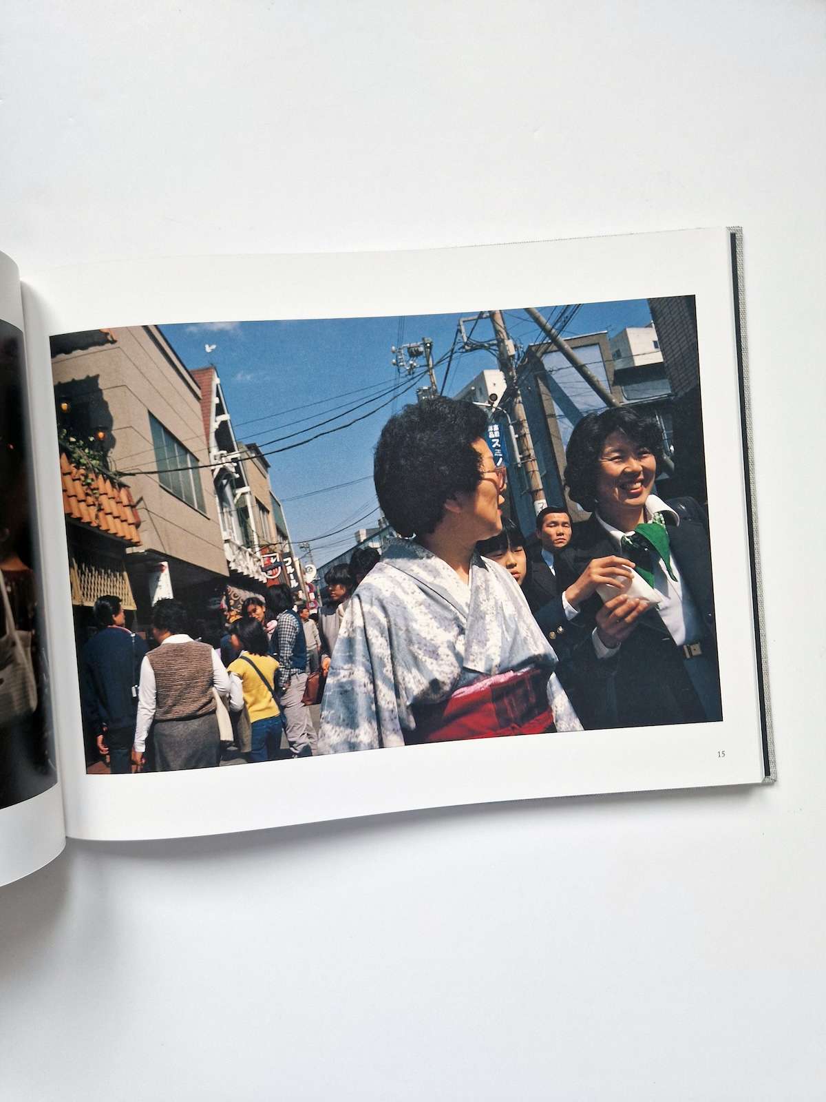 Familiar Street Scenes Gocho Shigeo 10