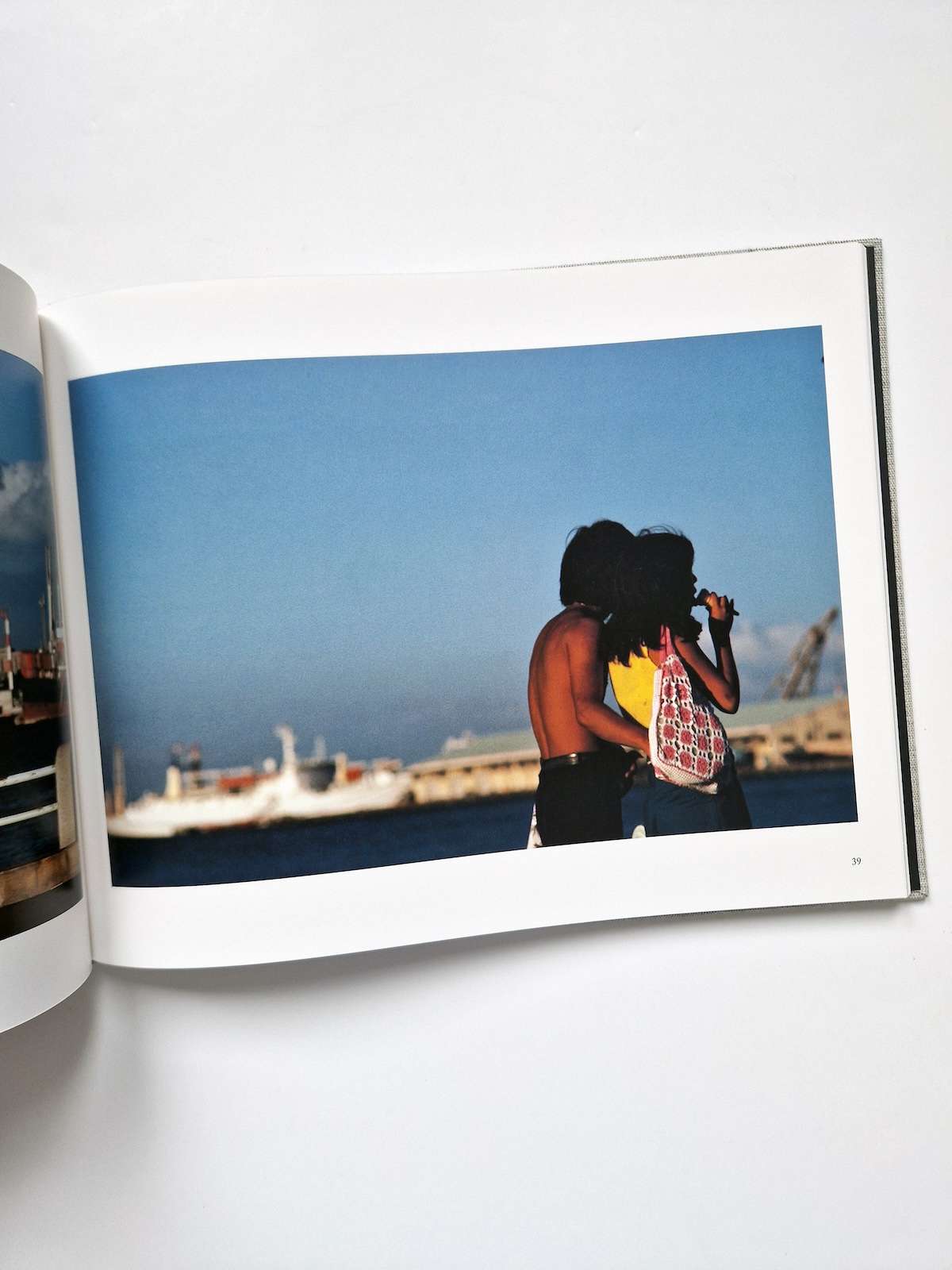 Familiar Street Scenes Gocho Shigeo 13