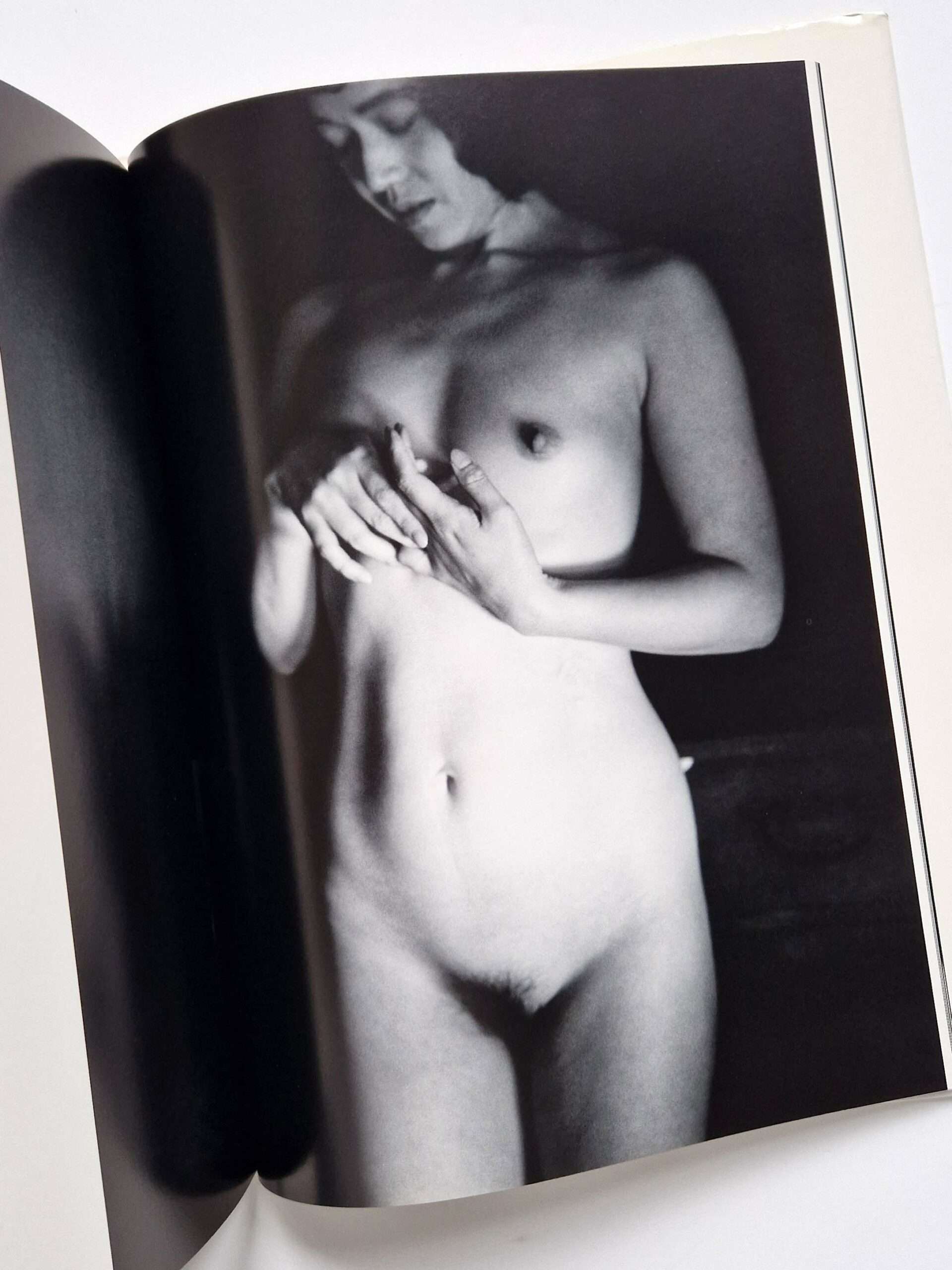 Light of the dark - Kishon Shinoyama - 10