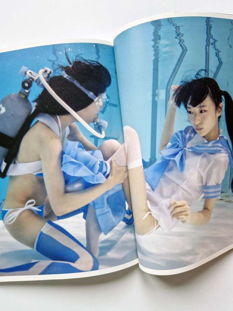 Underwater Knee High Girls 3 — Buddy 15 Underwater Knee High Girls 3 — Buddy 15