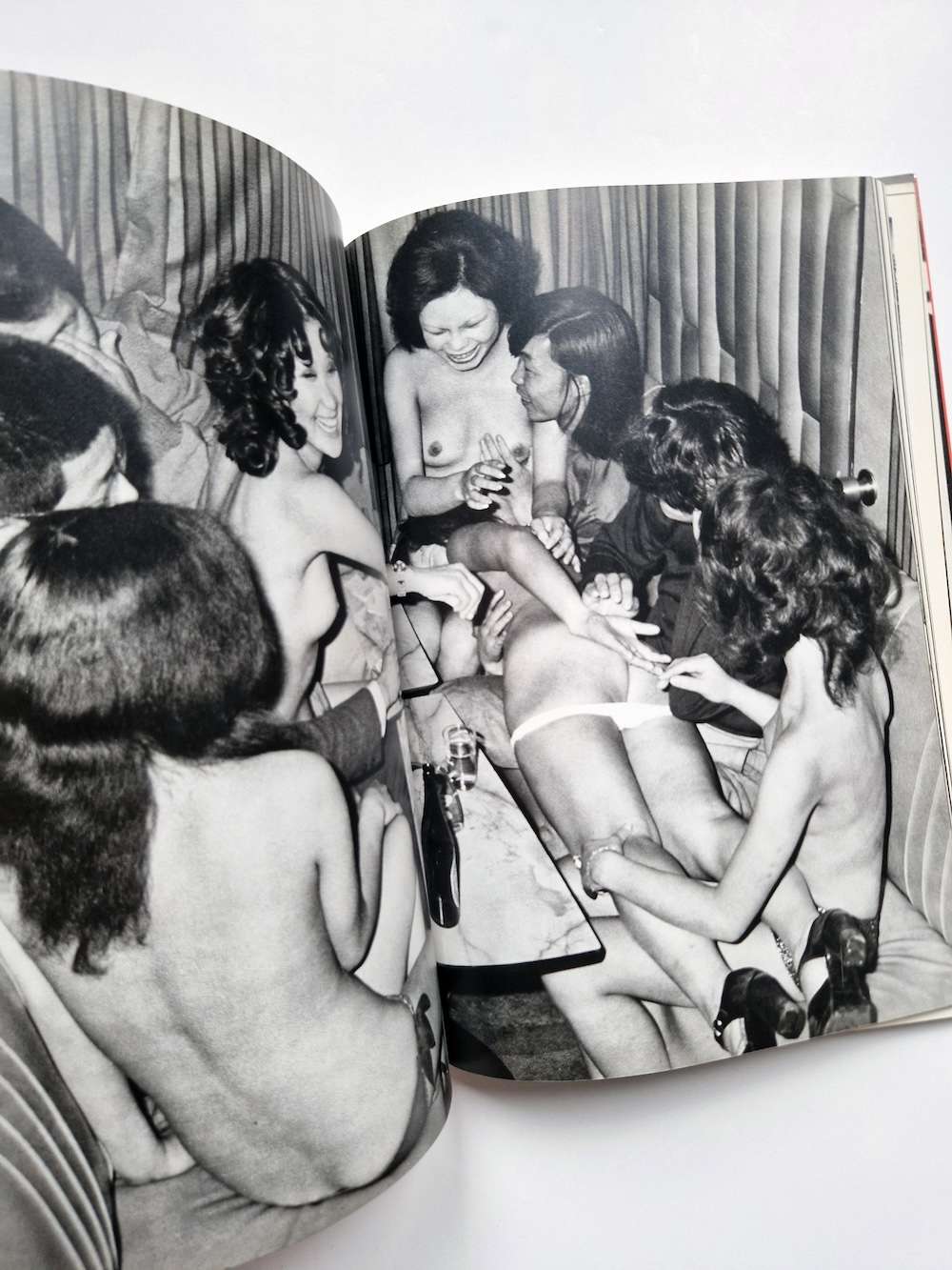 Document Obscene Culture Hiroshi Takano 16 Document Obscene Culture Hiroshi Takano 16