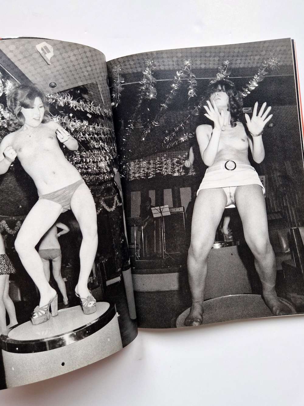 Document Obscene Culture Hiroshi Takano 26 Document Obscene Culture Hiroshi Takano 26