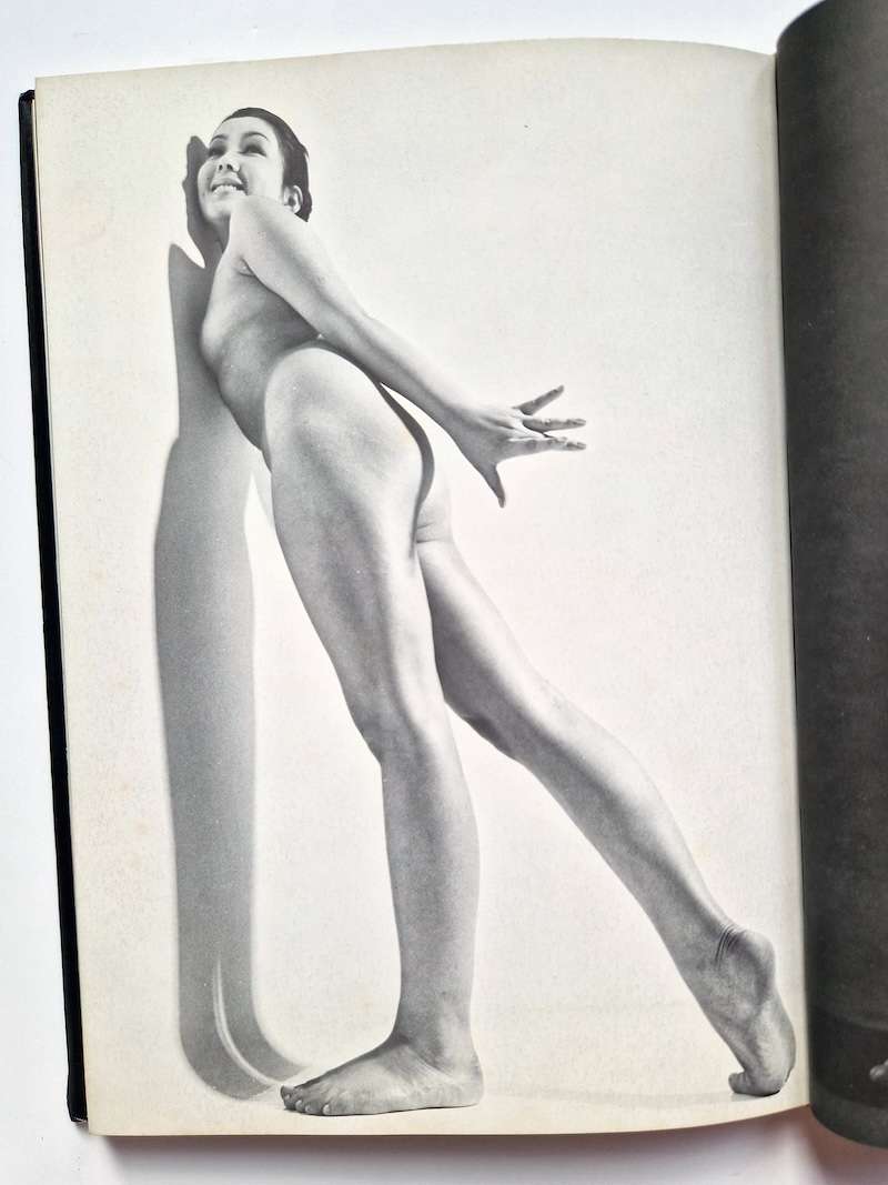 Yojyo, Majyo, Bijyo (Mysterious Beautiful Woman) Yasuhiro Yagi 16 censored